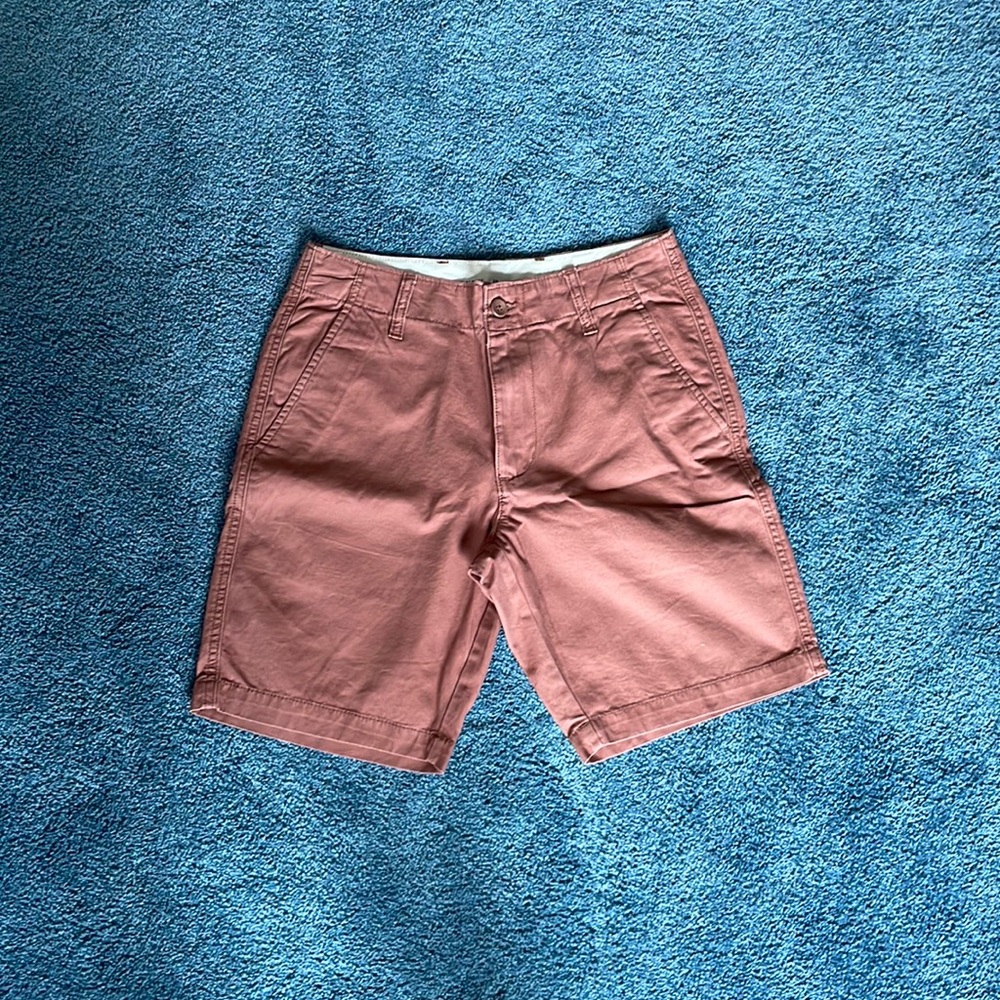 DRESS SHORTS / KHAKI SHORTS MENS OLD NAVY